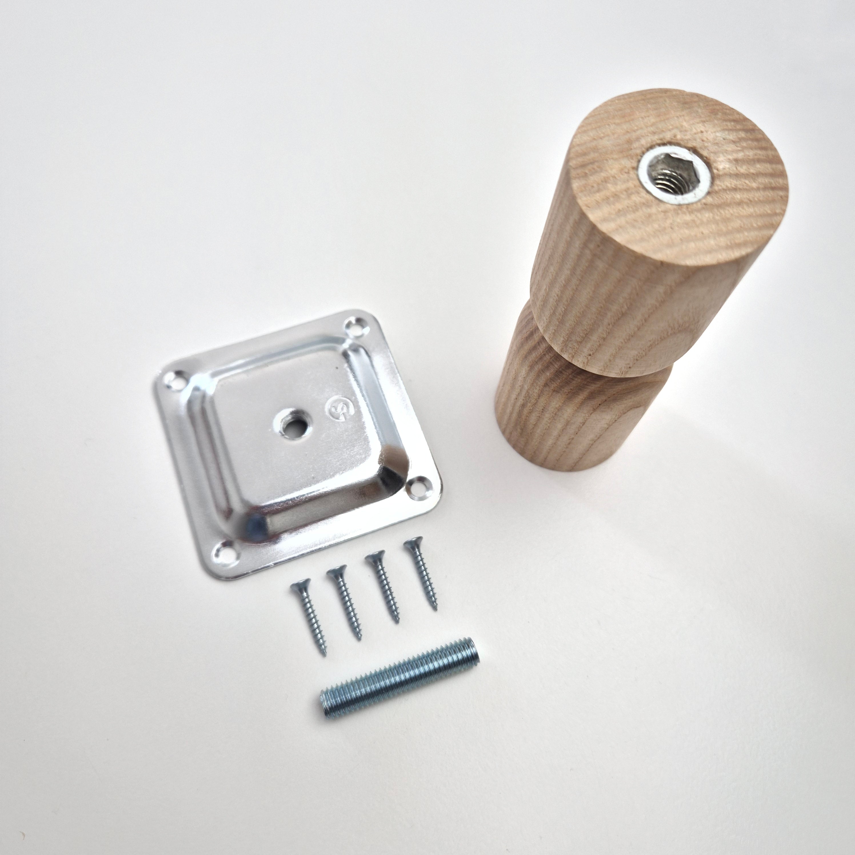 A Quick Guide to Furniture Leg Mounting Types