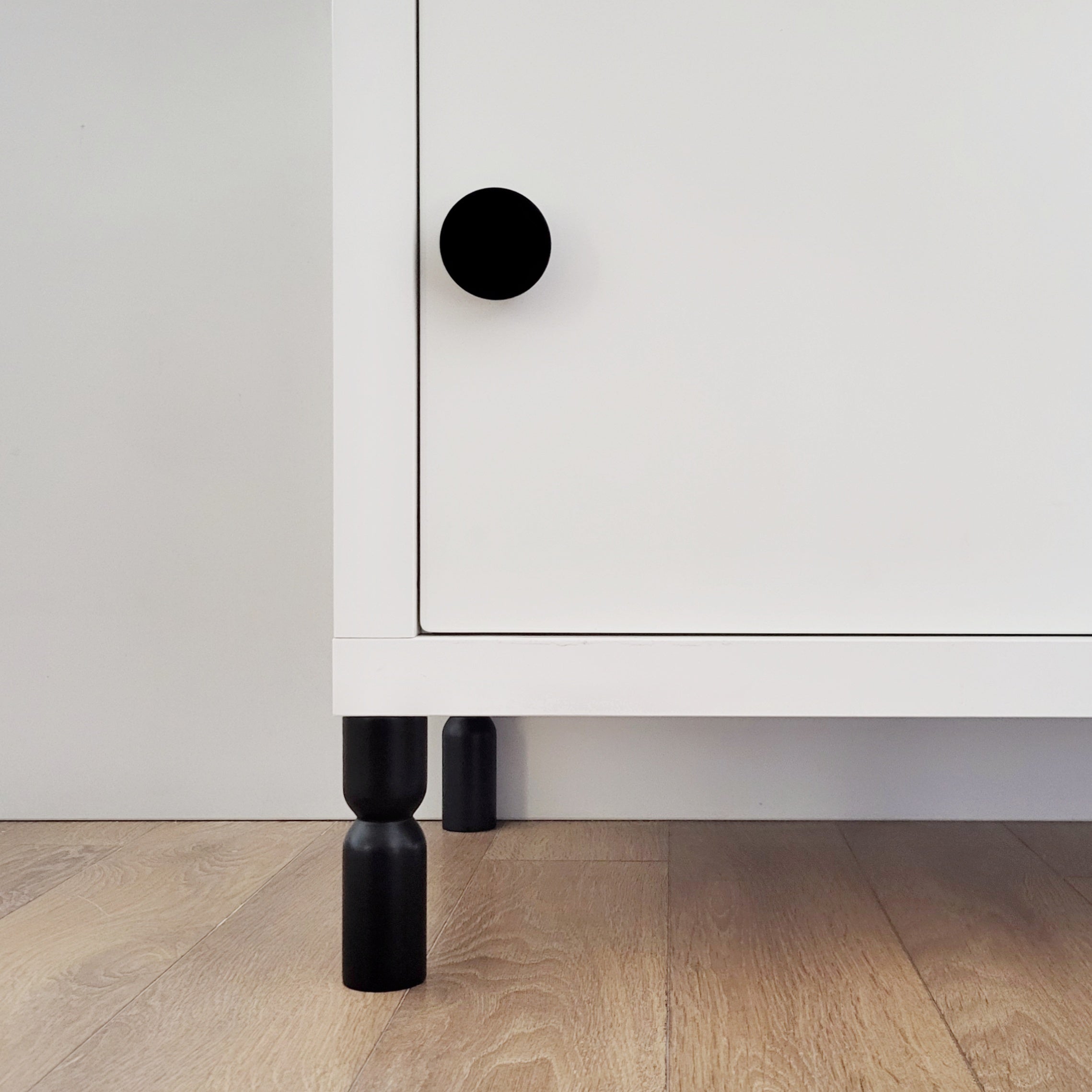 black cabinegt leg for IKEA furnitue