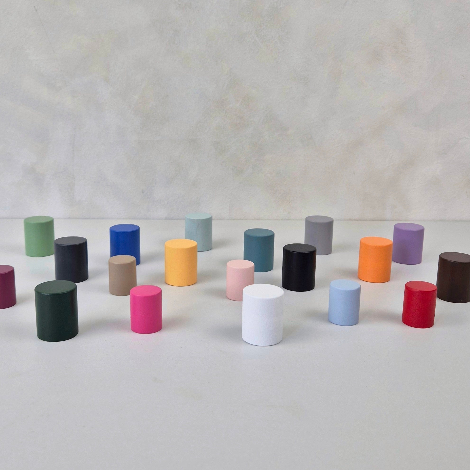 Colorful small knobs