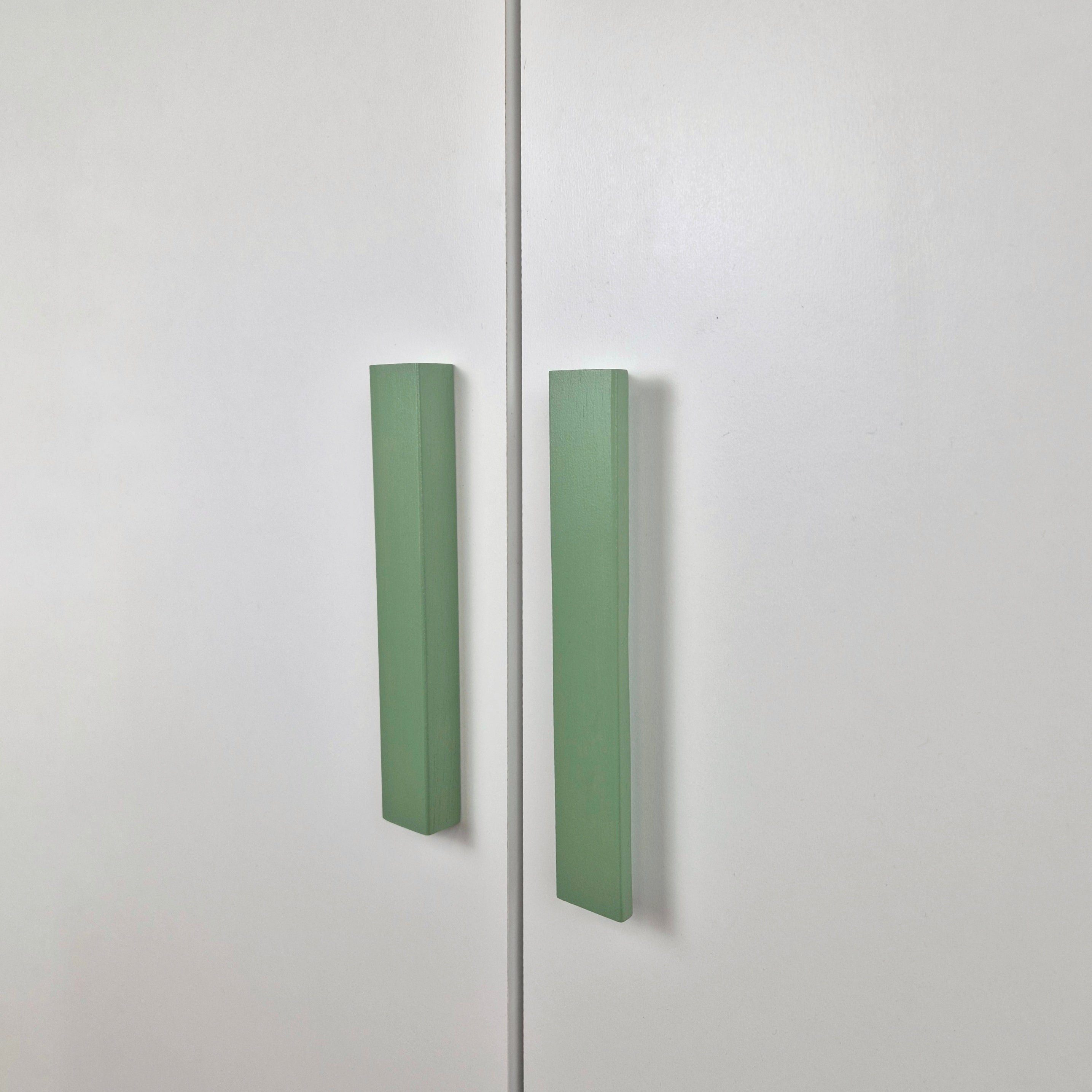 White doors with L-Shaped Furniture Handles