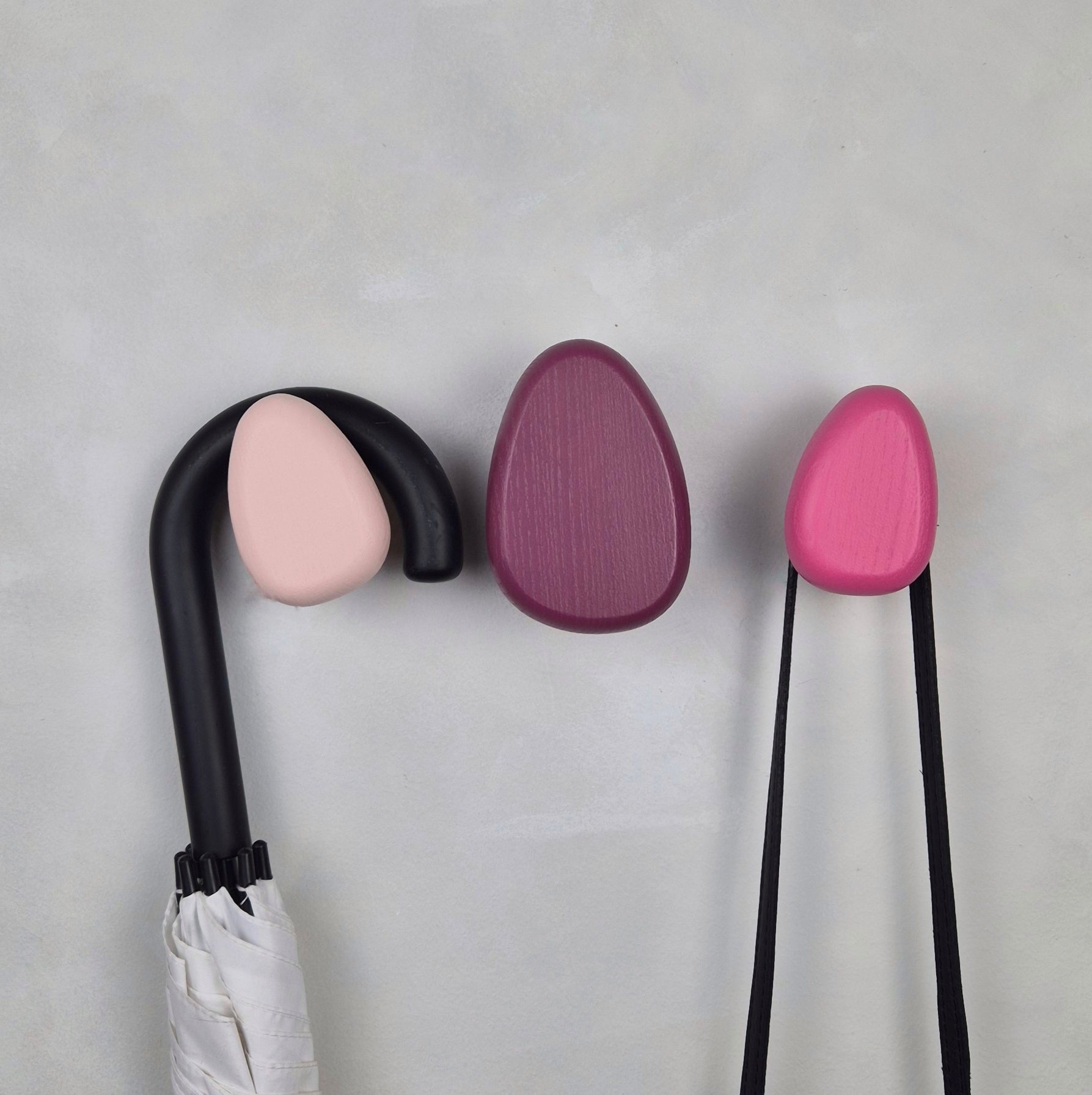 Light pink, pink and plum wall hooks