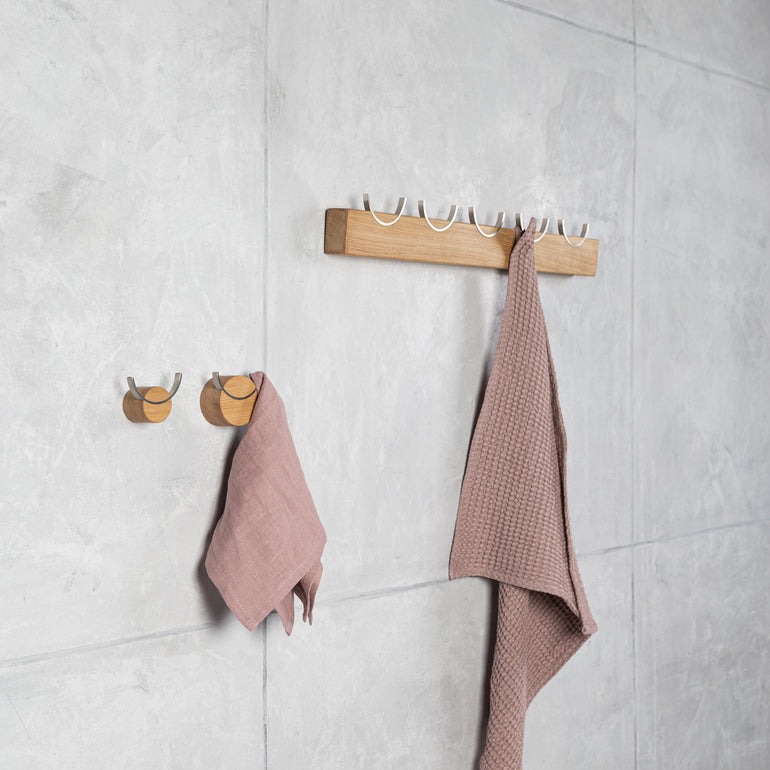 Towels wall rack and hooks