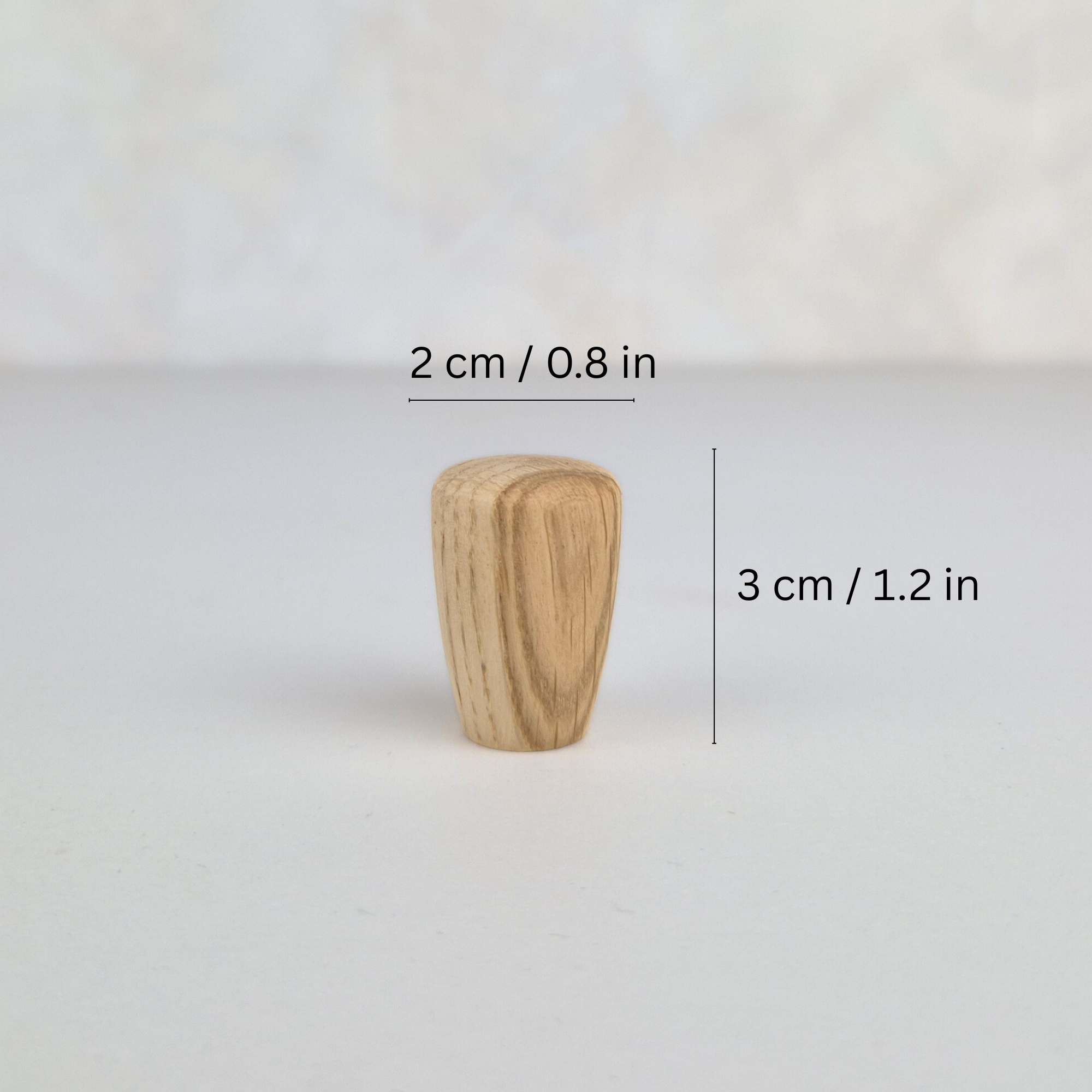 Size of Oak wood cabinet knob