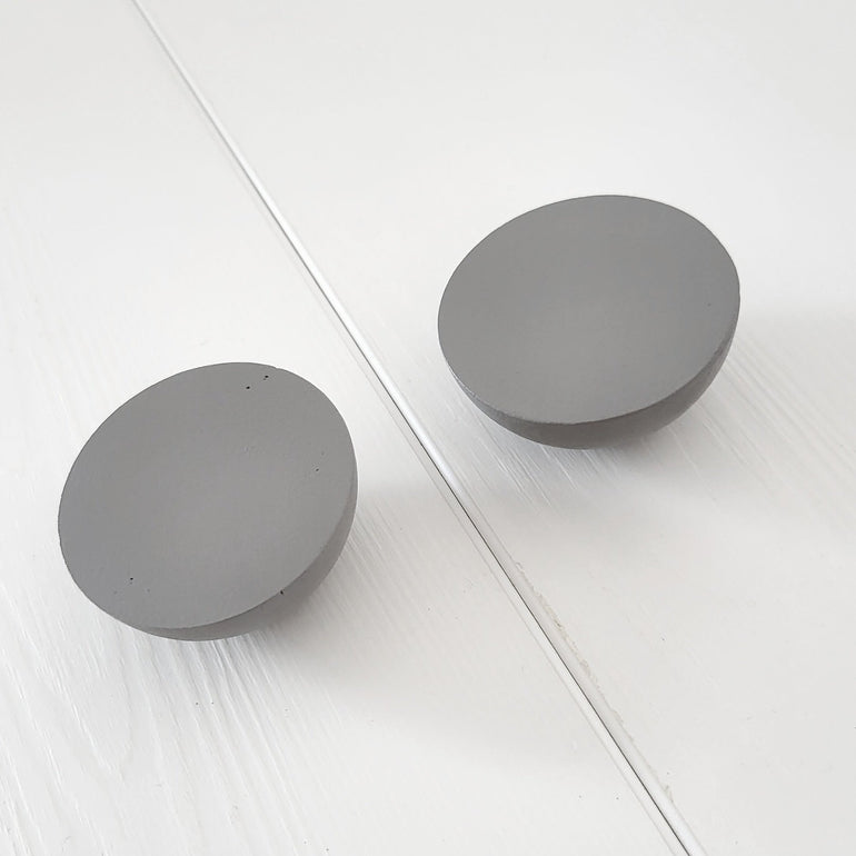 Minimalist shape grey knobs