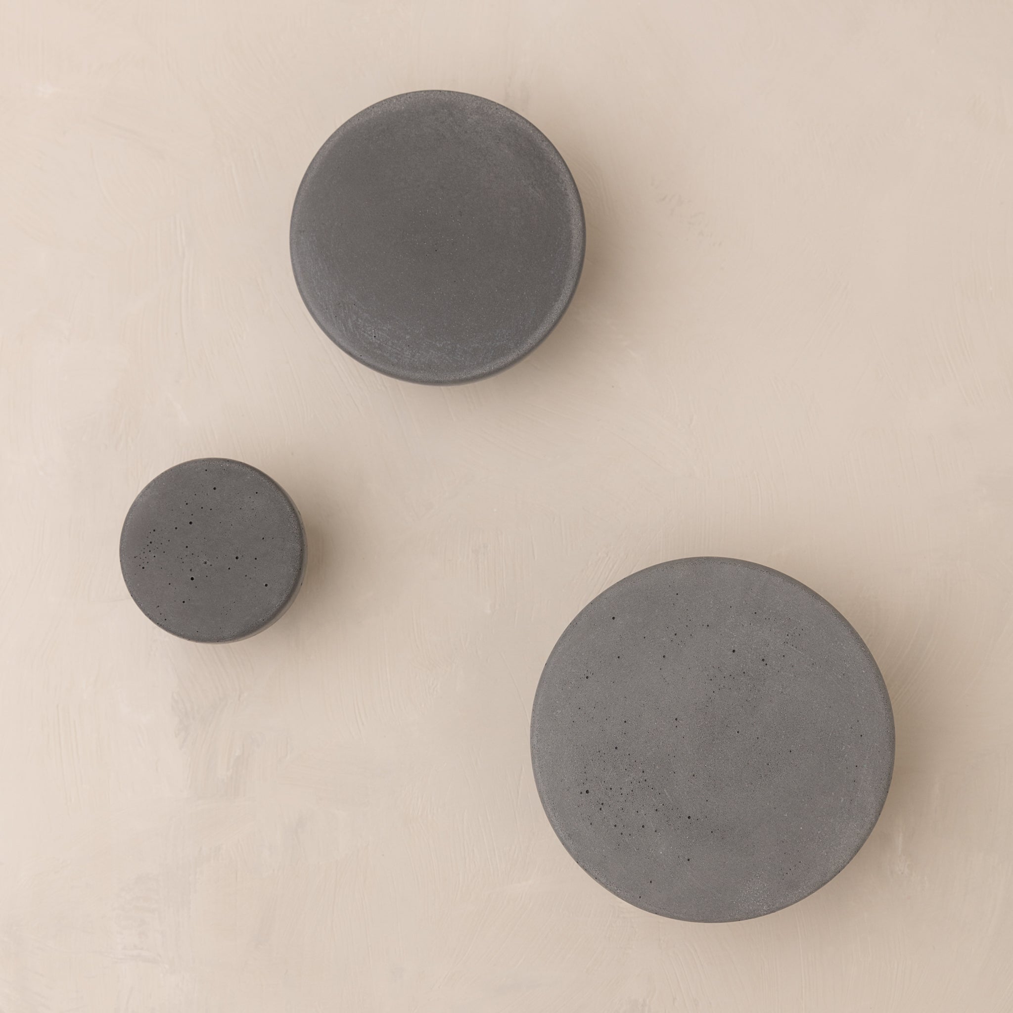 NAMII round furniture knob grey