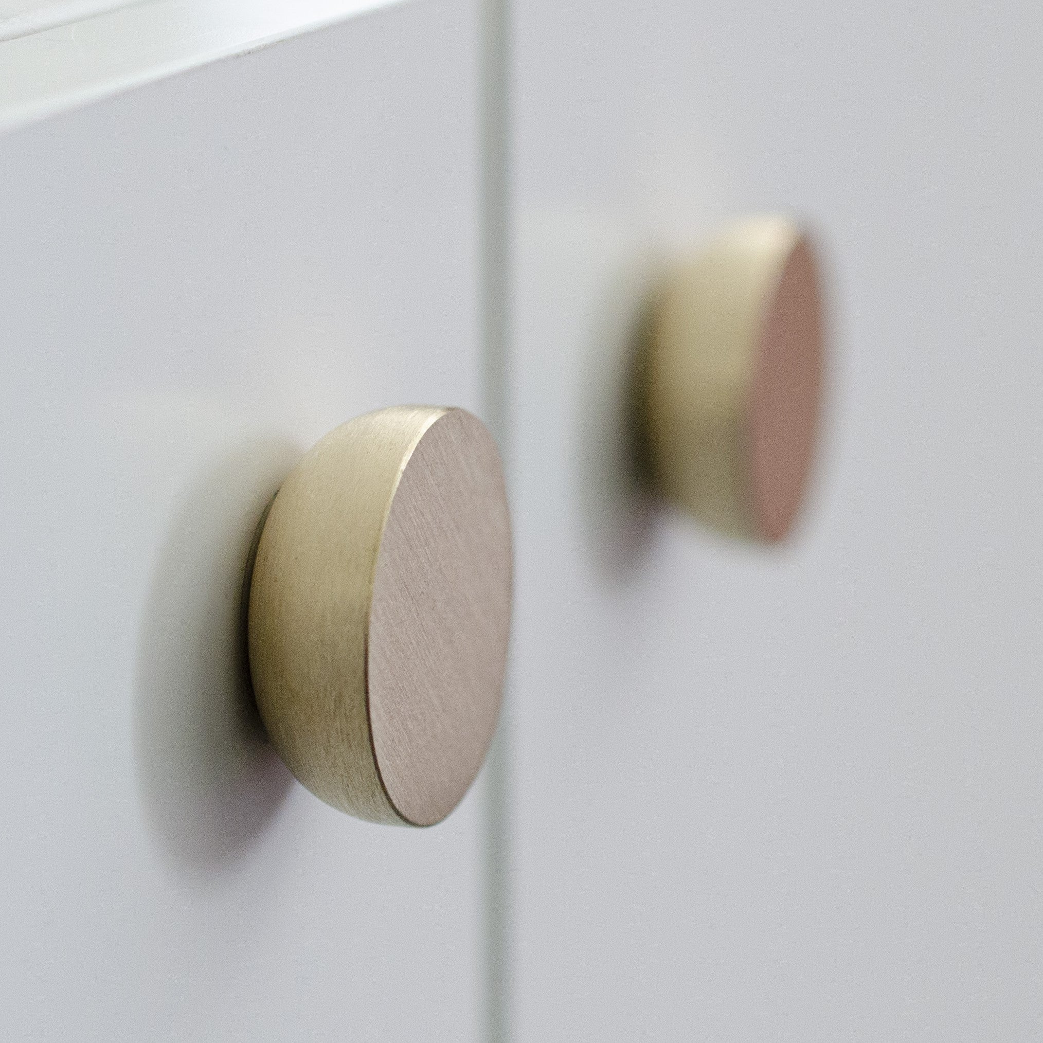 brushed brass cabinet knobs round