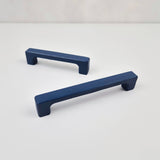 dark blue handles