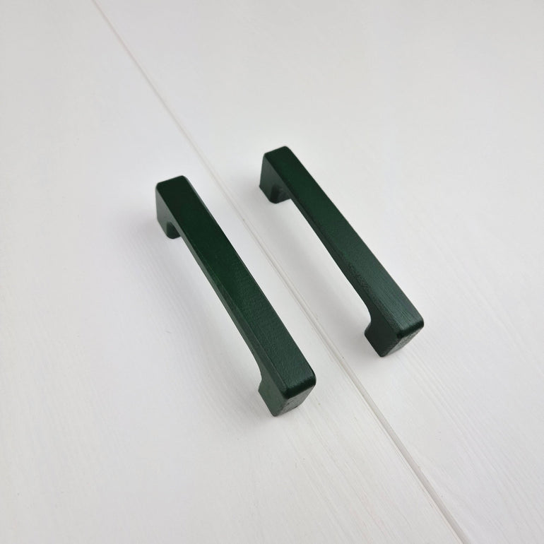 deep green handles