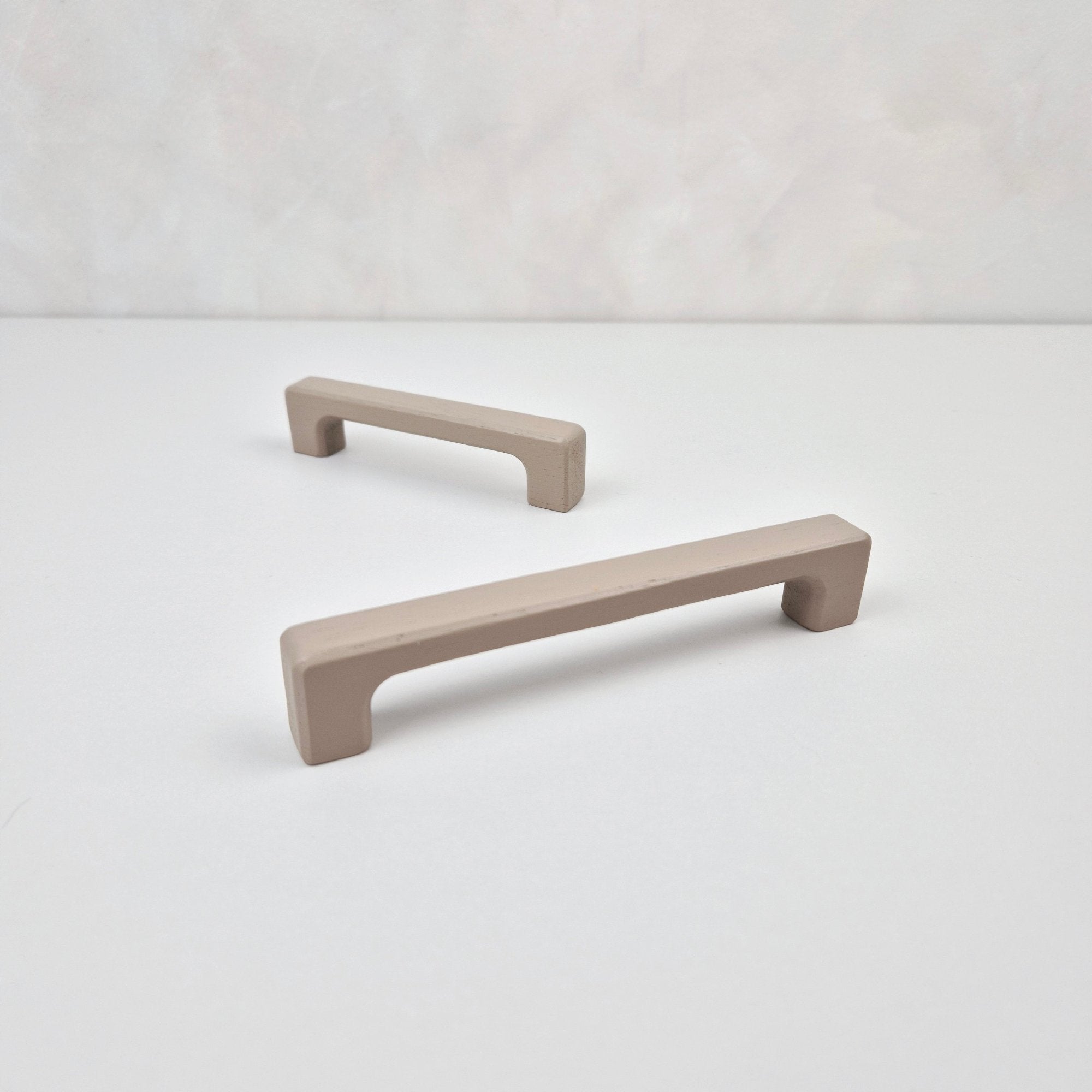 light brown handles